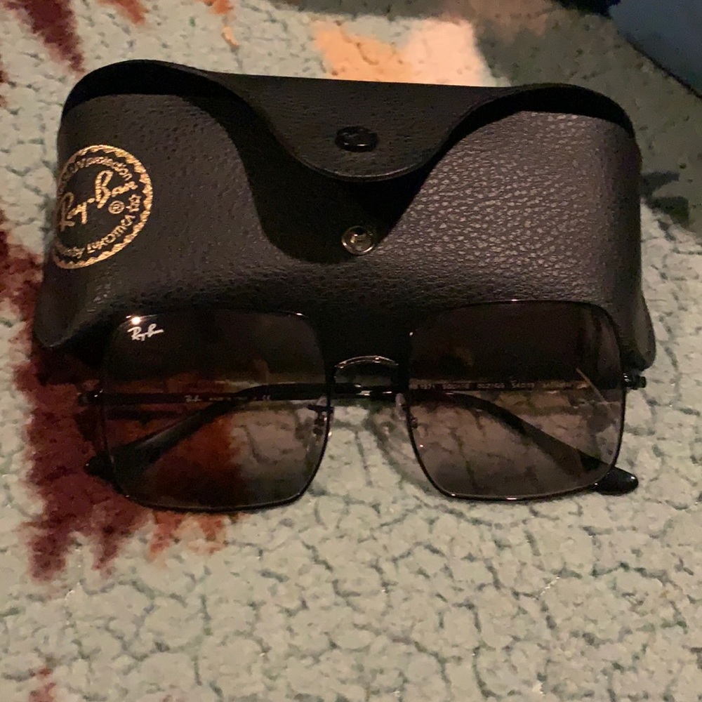 Ray bands